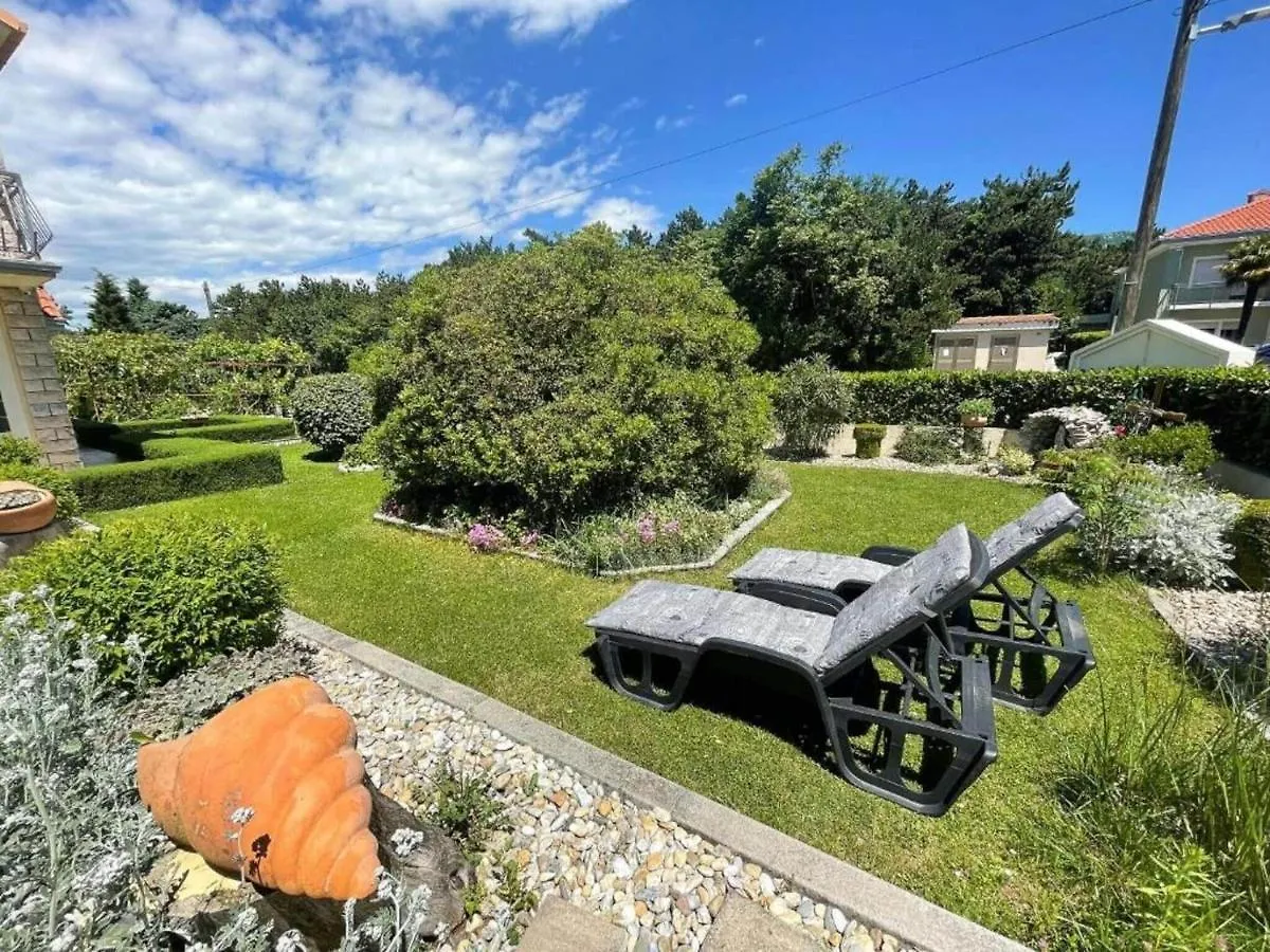 Comfortable Home With Private Pool Jadranovo Croatia