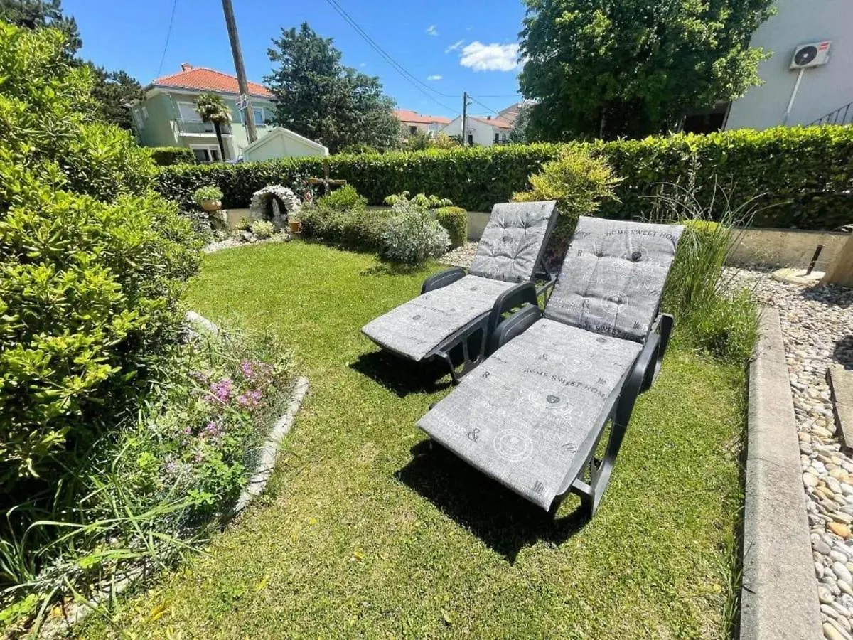 Comfortable Home With Private Pool Jadranovo