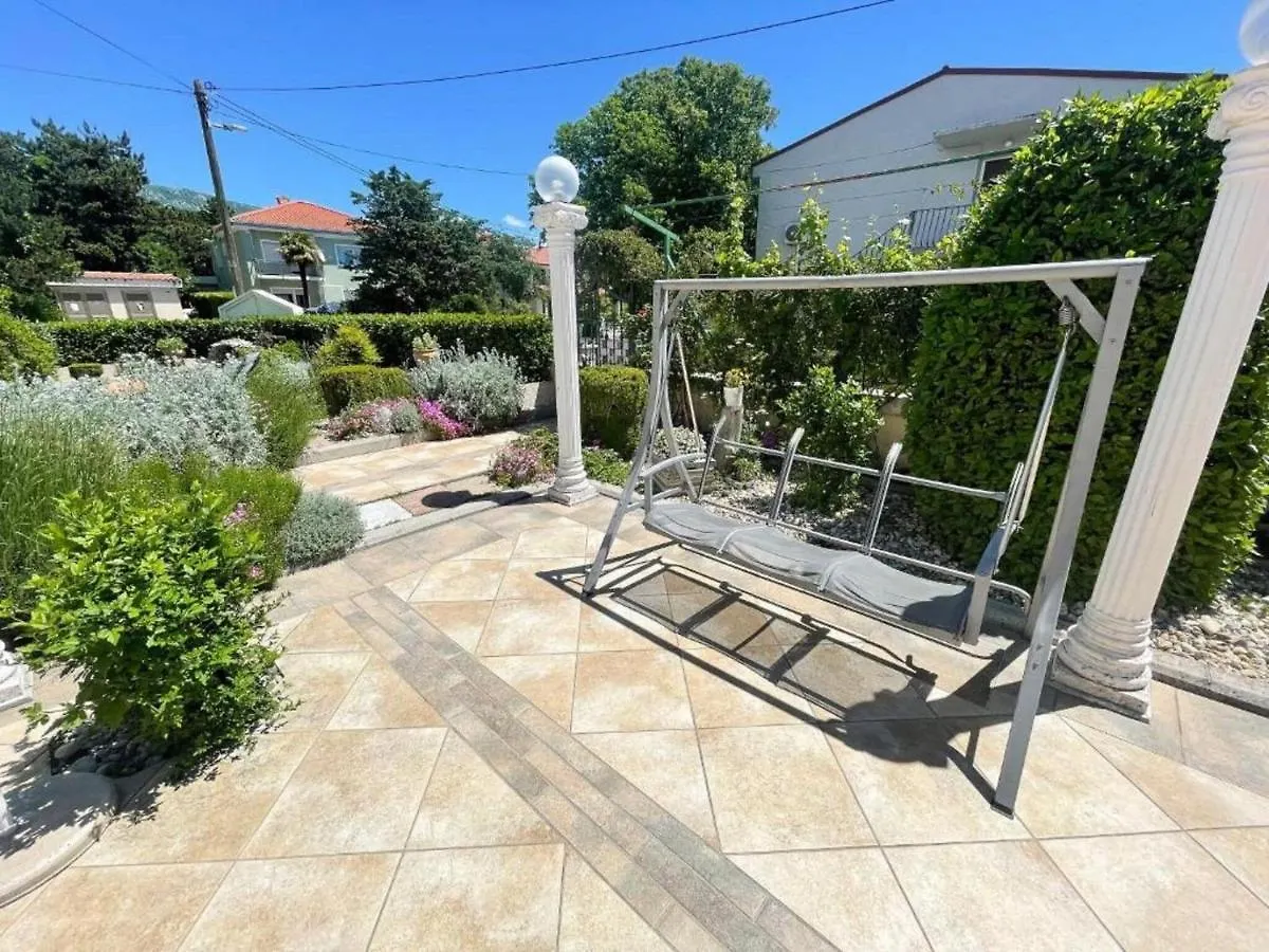 Holiday home Comfortable Home With Private Pool Jadranovo